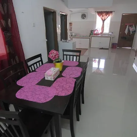 Spacious 3Bedrooms Holiday House For Family Pantai Cenang  Exterior photo